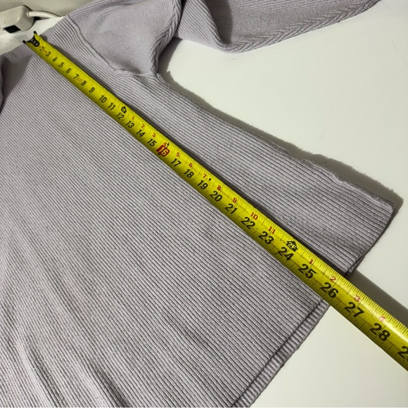 Free People feminine whimsical whimsy Lavender turtleneck Sweater - Picture 5 of 6